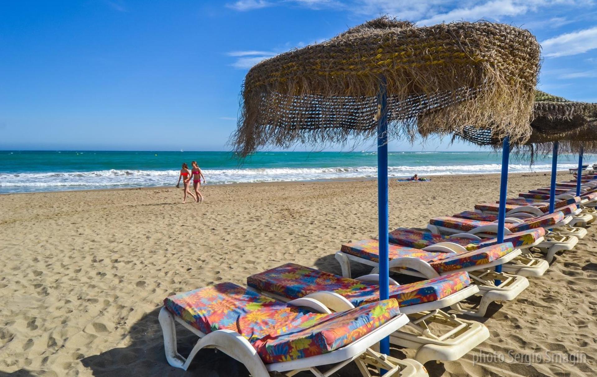 בנאלמדנה Benalbeach 1010 - Vista Al Mar - Piscina Todo El Ano - Primera Linea De Playa מראה חיצוני תמונה