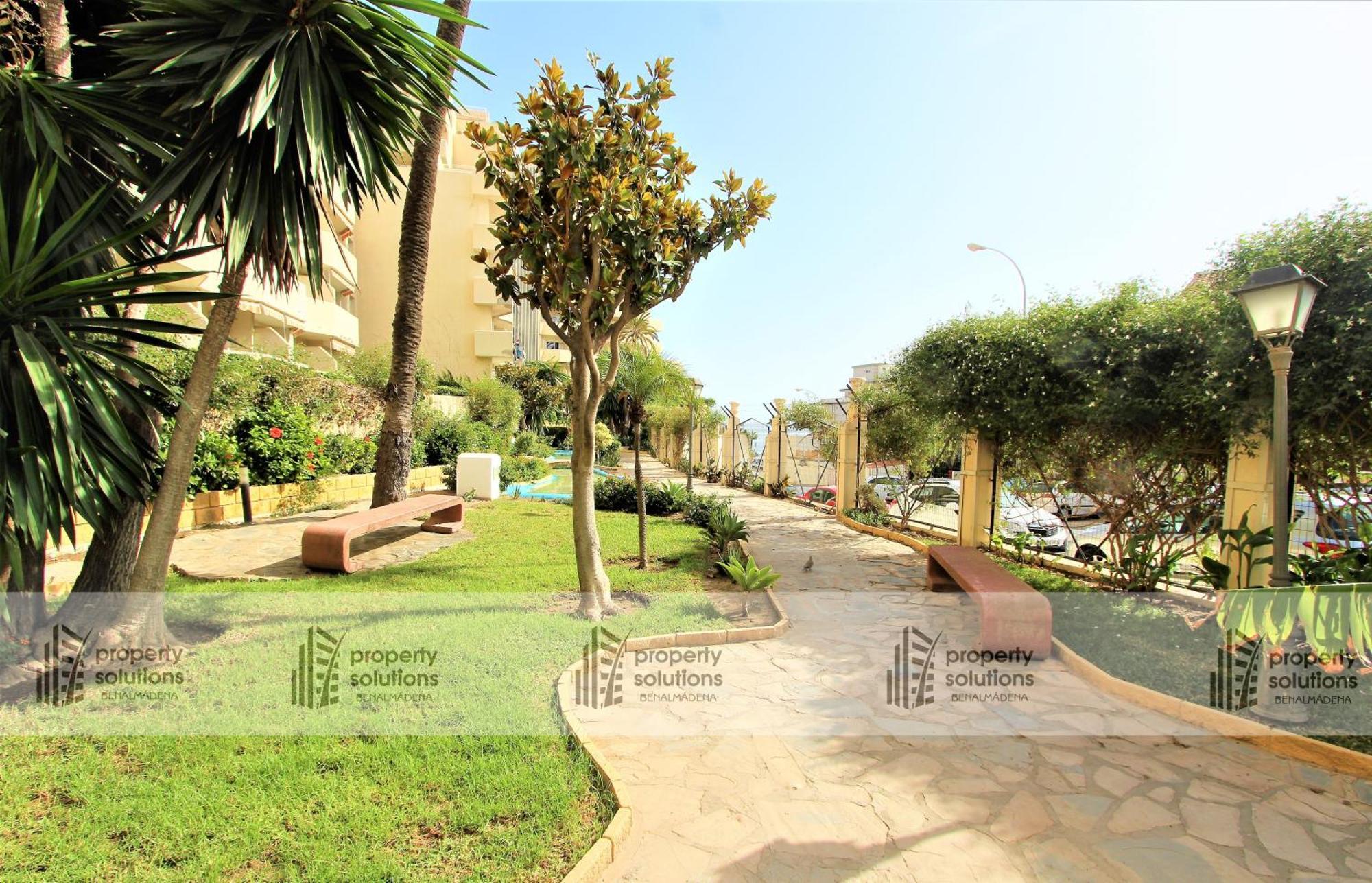 בנאלמדנה Benalbeach 1010 - Vista Al Mar - Piscina Todo El Ano - Primera Linea De Playa מראה חיצוני תמונה